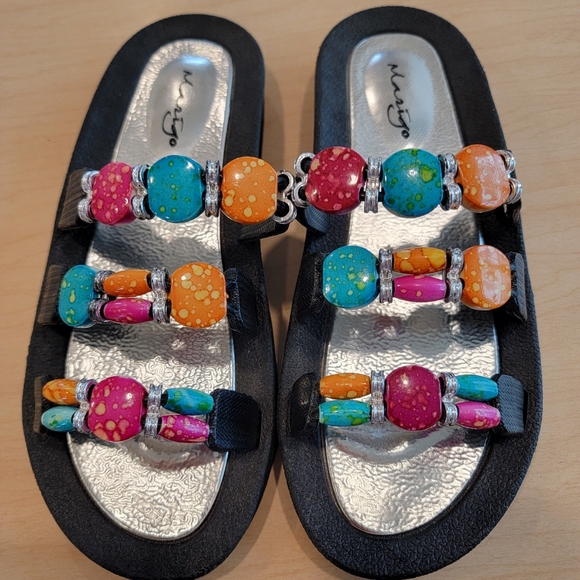 Marigo Beaded Colorful Sandals Size Small - Picture 1 of 4